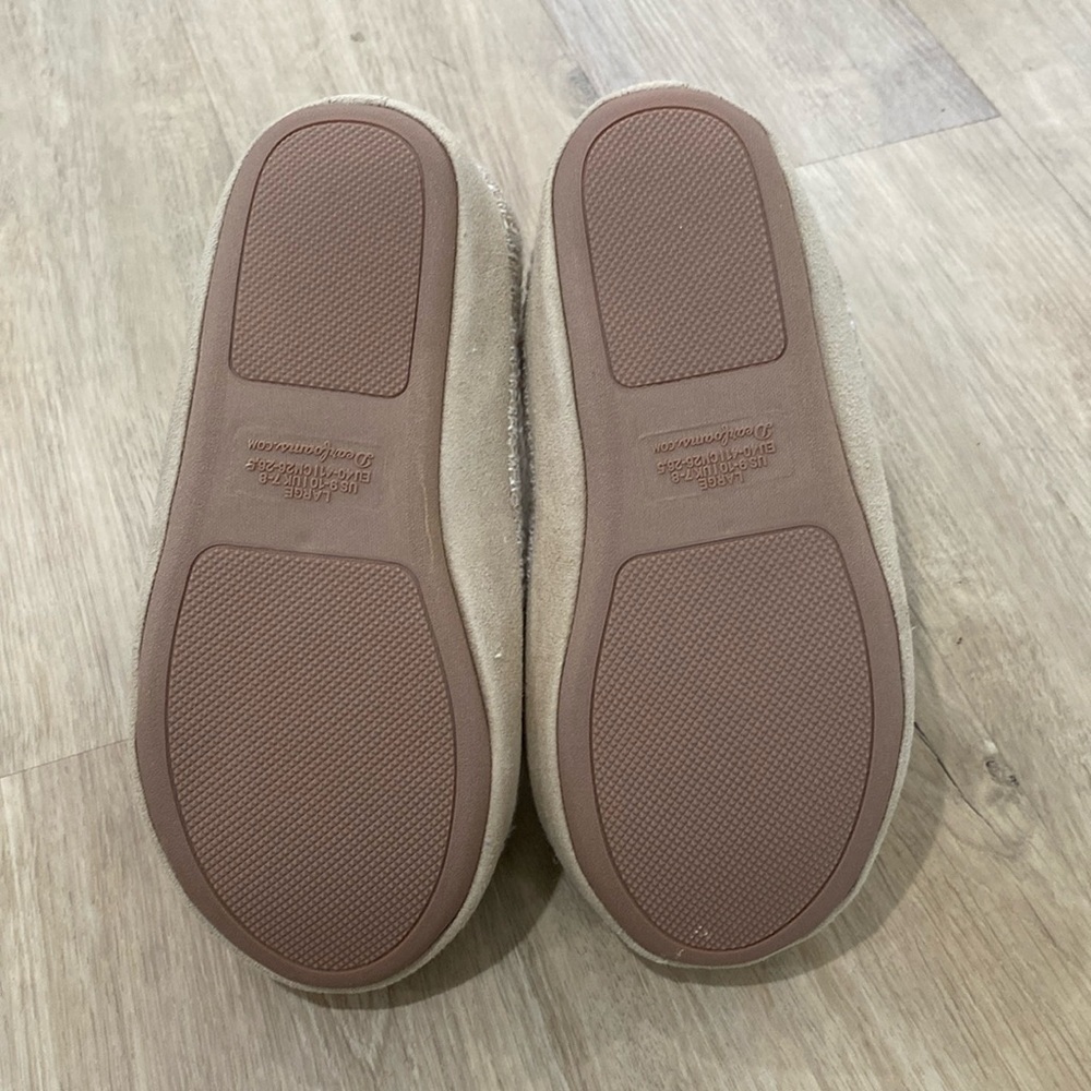 NEW Women’s Dearfoams Memory Foam Slippers - Picture 4 of 4